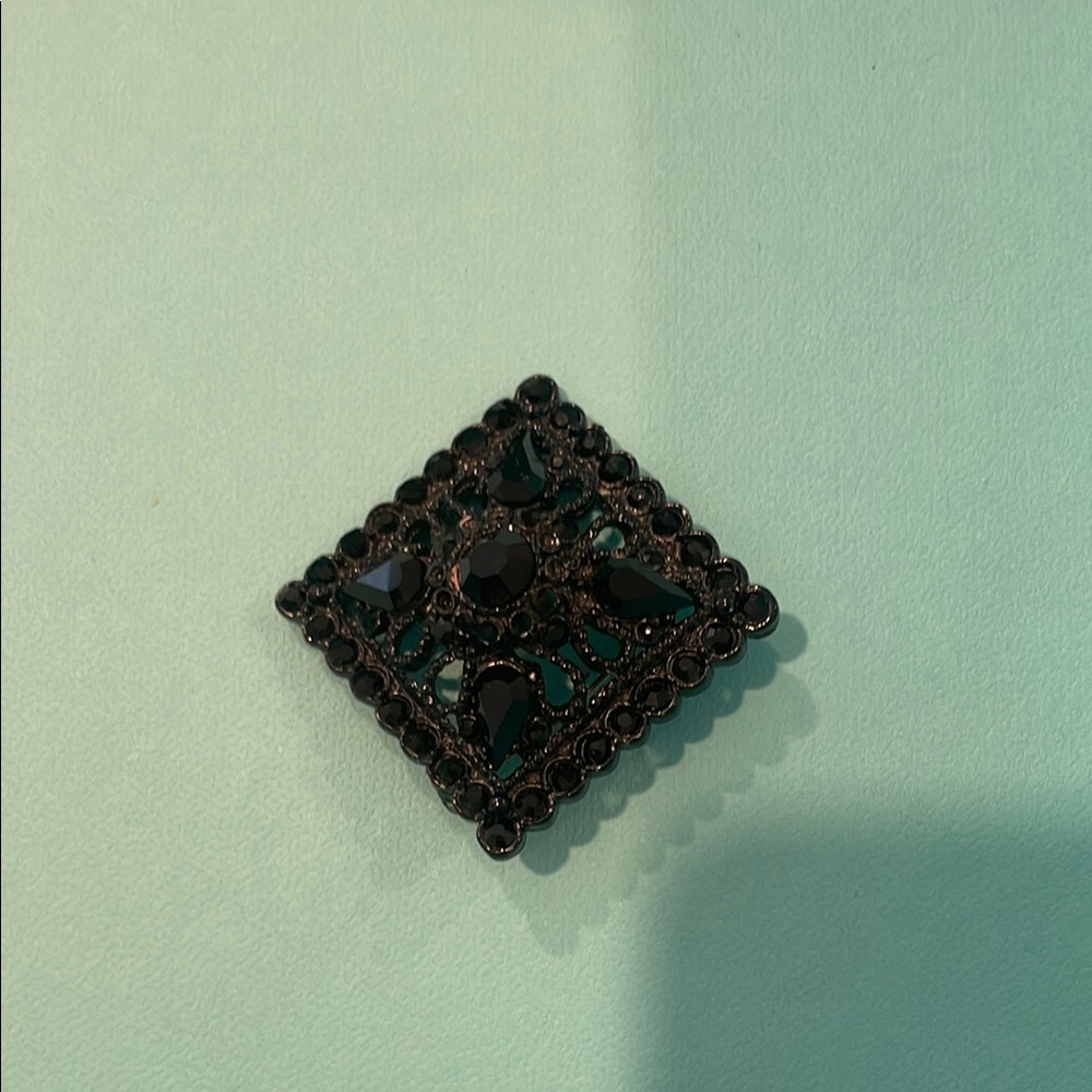 Black Gemstone Brooch